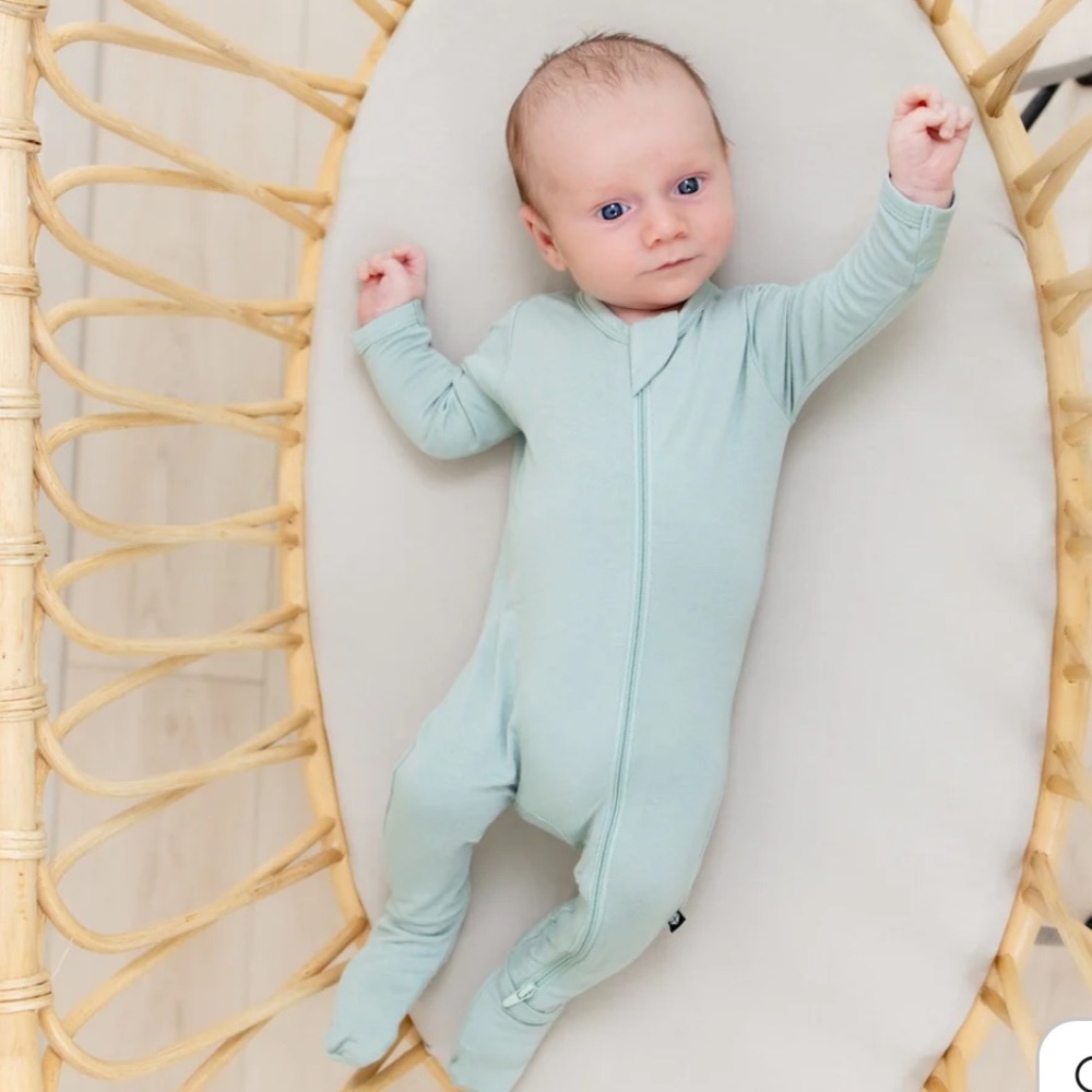 Kyte Baby Footie Pajama Sage 6 - 12 mo